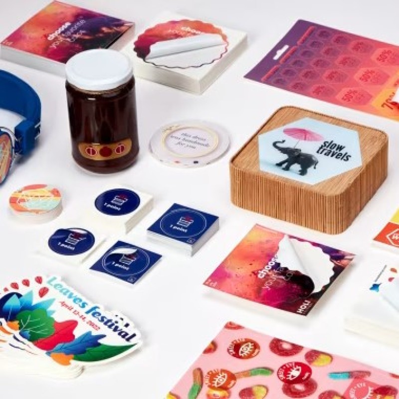 Autocollants en vinyle personnalisés coupés à la taille